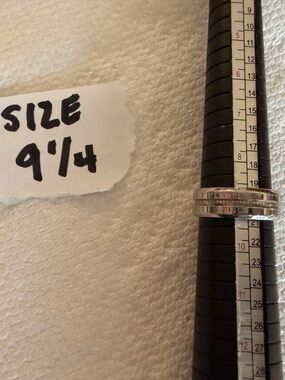 Men's Silver Tone Engraved Jesus & Cross Religious Band Ring - Size 9.25